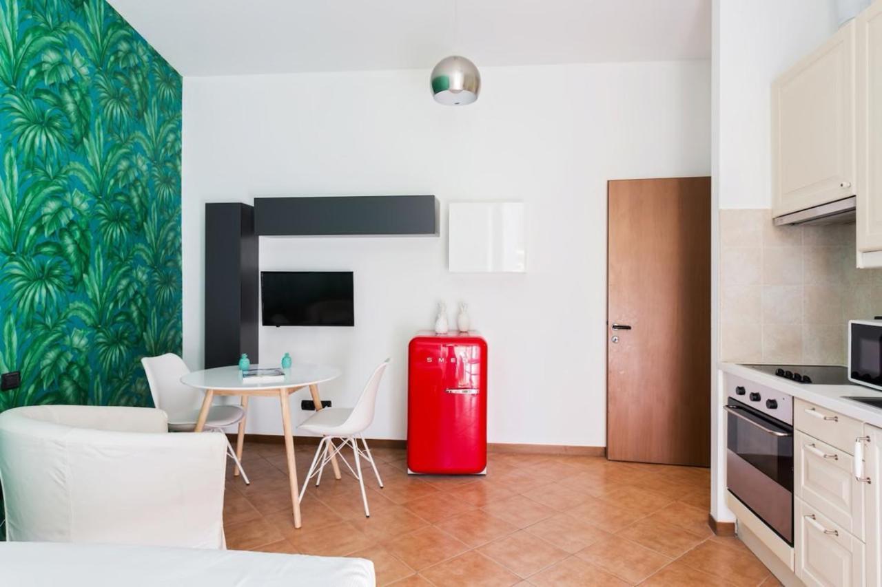 New In Isola Close To Center - Cola Montano Appartement