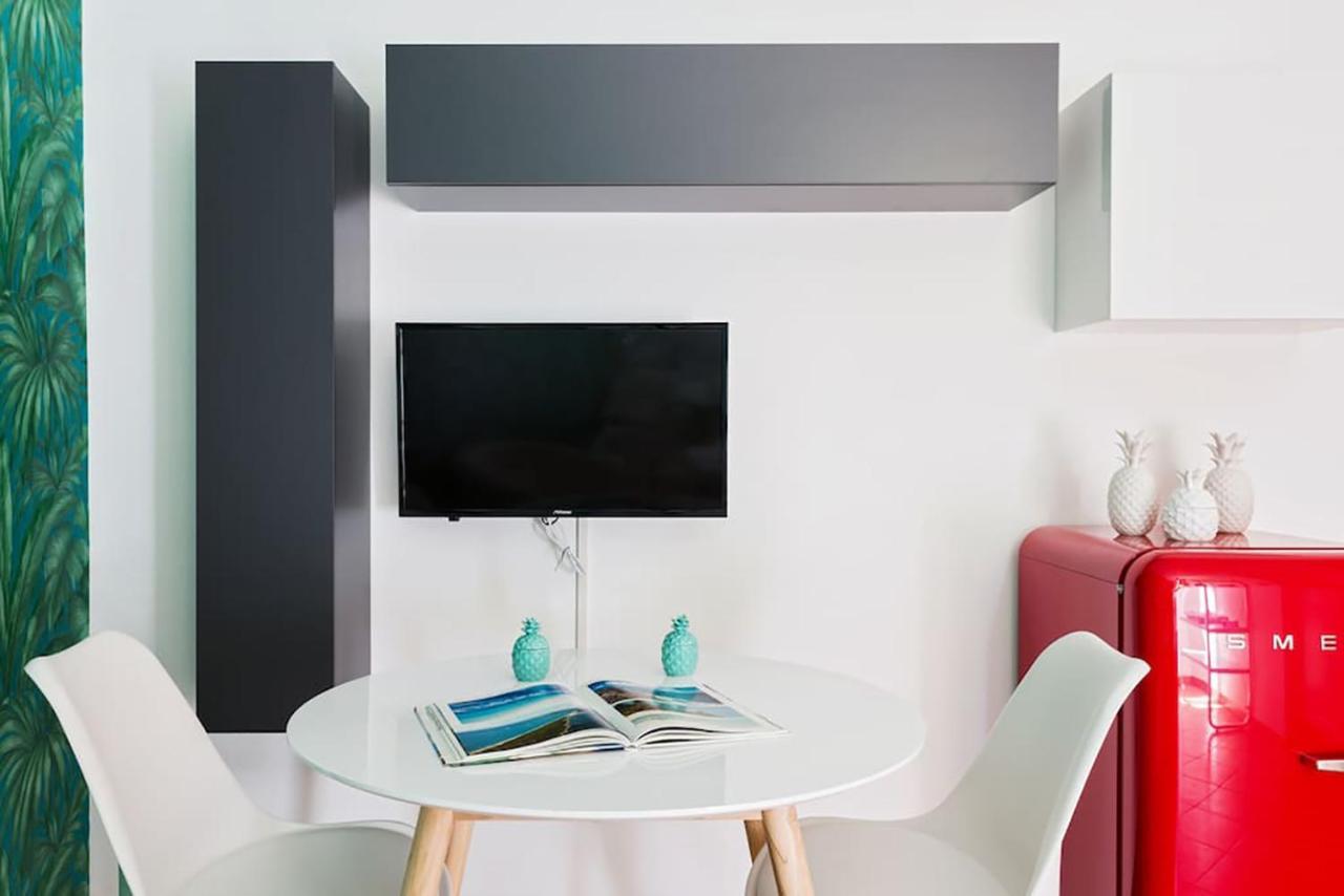 New In Isola Close To Center - Cola Montano Appartement *